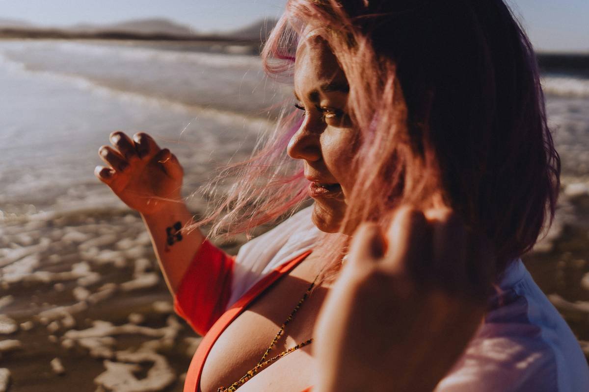 Beach Hair Cream: Your Secret Weapon Against UV Damage, Salt, and Sun Fry