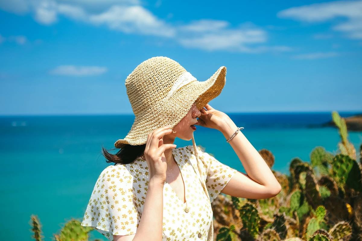 Why Your Hair Needs a Hair UV Protector (And How to Choose the Right One)