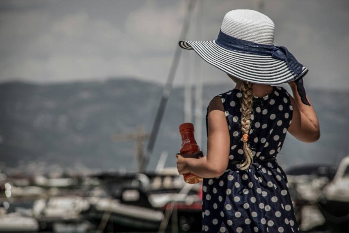 Why Your Hair Needs a Sunscreen Too: The Truth About Hair UV Protect Products